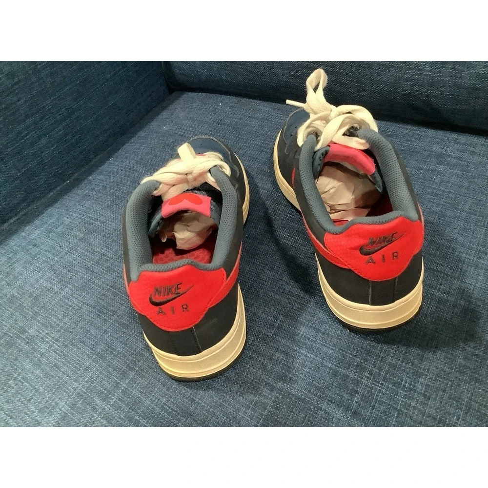 Size 5.5Y - Nike Dunk Low Premium Valentine's Day 314219-400